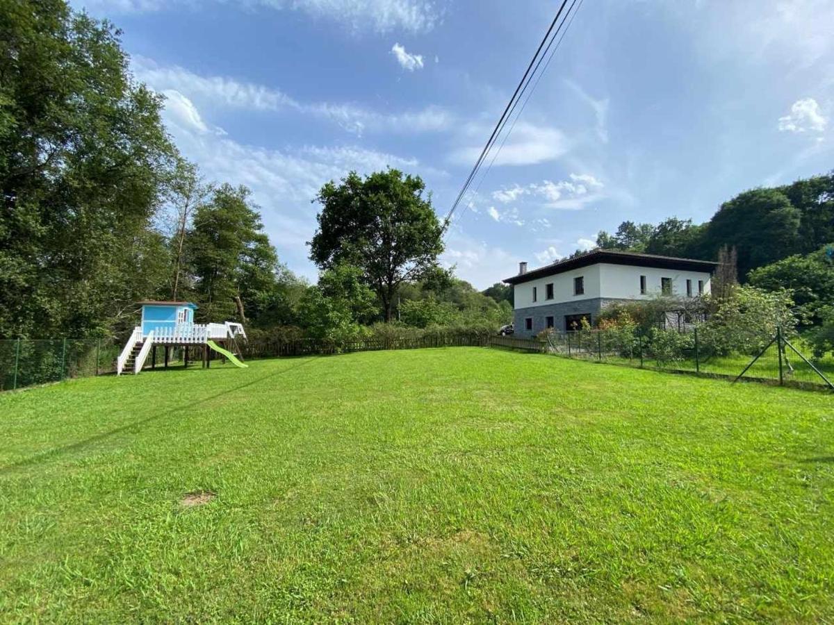 Casa De Los Carpinteros Arriondas Exteriör bild